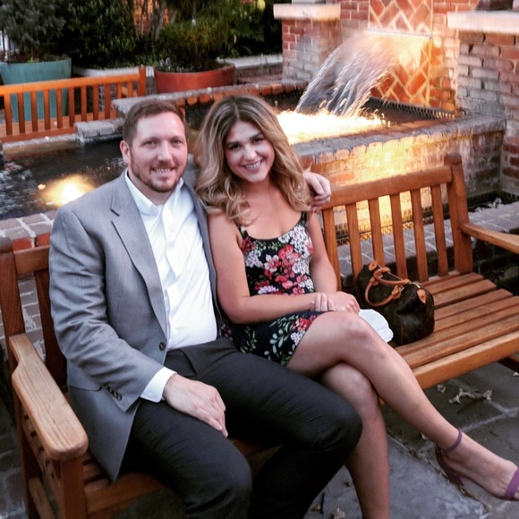 Meet your Posher, Hannah - Picture 3 of 4